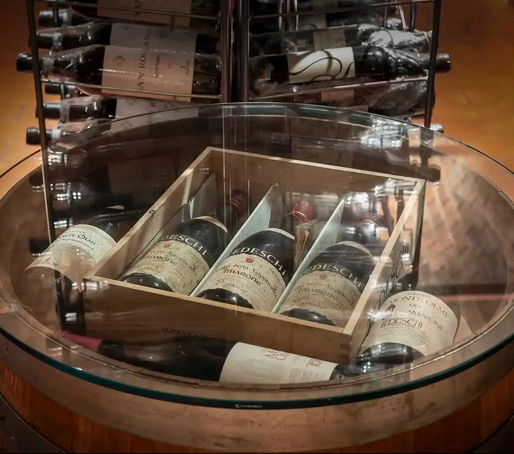 bottiglie conservate per le degustazioni